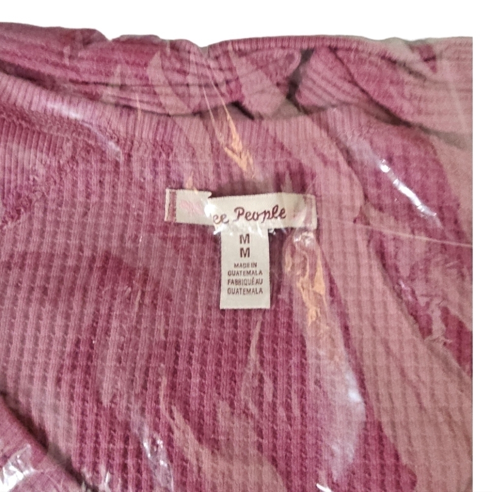 Free People Santa Clara Thermal Oversized Top in Mulberry Size Medium NWT - Picture 10 of 11